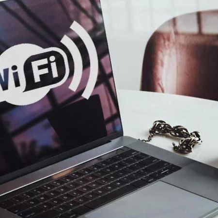 Uim Mediterraneo Claveles Wifi Sagunto Buitenkant foto
